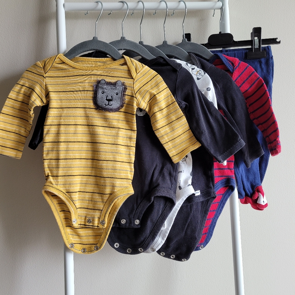 Baby boy clothes size 6months